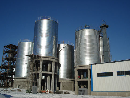 chemical storage tanks manufacturers